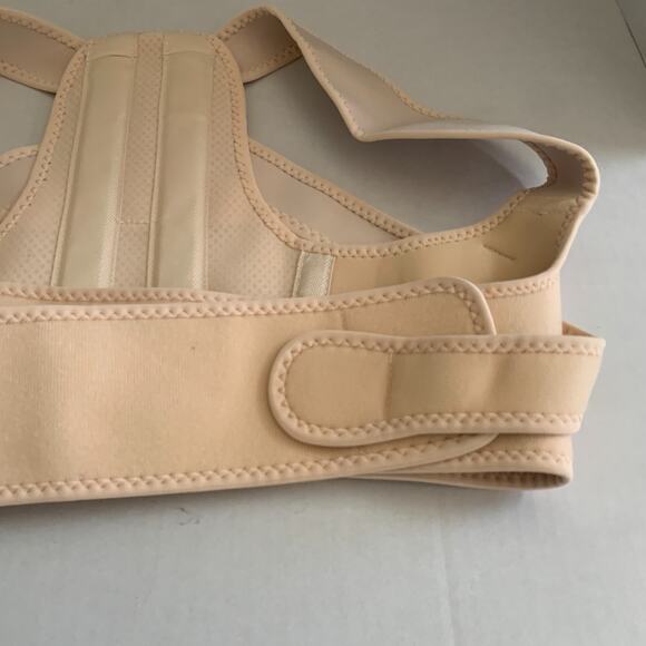 FIT GENO Size L/XL Back Posture Corrector Brace Creme Adjustable - Picture 5 of 9